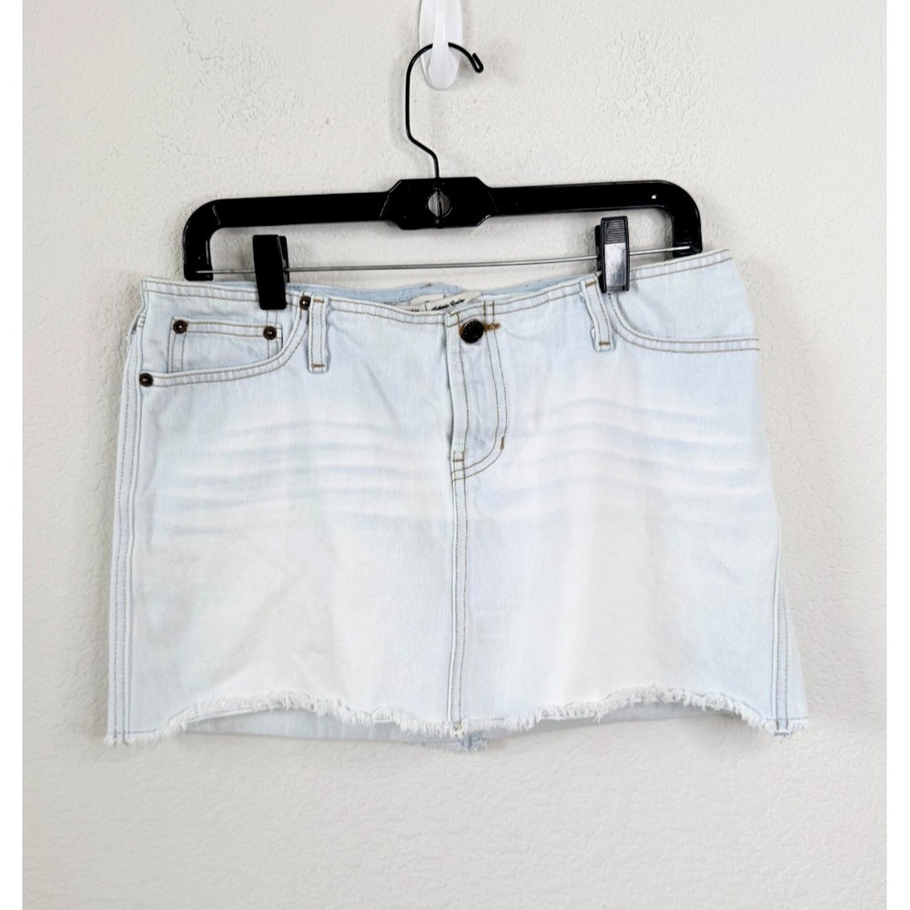 Abercrombie & Fitch Y2K Micro Mini Denim Skirt Sz 8 Distress Low Rise Frayed Hem